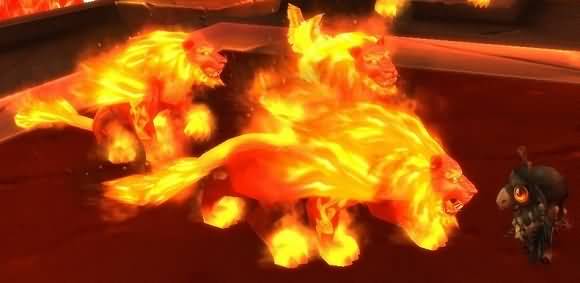 魔兽世界里最拉风最洋气的橙式武器.jpg 魔兽世界里最拉风最洋气的橙式武器.jpg