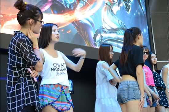ChinaJoy2014暴雪展台探馆，舞台活力四射