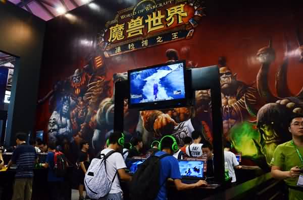 ChinaJoy首日暴雪展台High翻天,6.0试玩排长龙