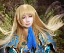 CosPlay：美女玩家cos牧师T3套装！楚楚动人