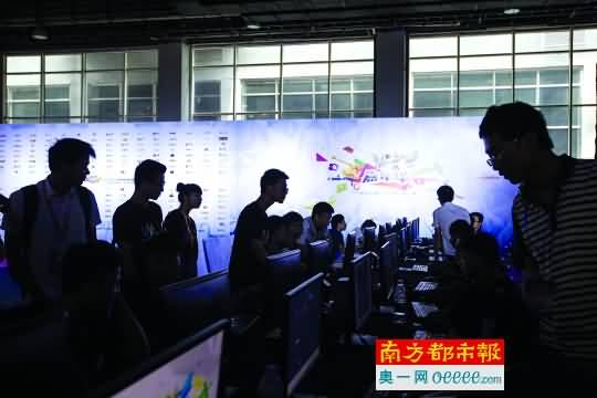 揭秘魔兽世界代练：凭一腔“鸡血”打到“想吐”